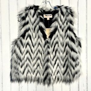 MICHAEL KORS FAUX FUR VEST